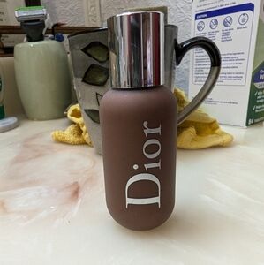 Dior backstage foundation